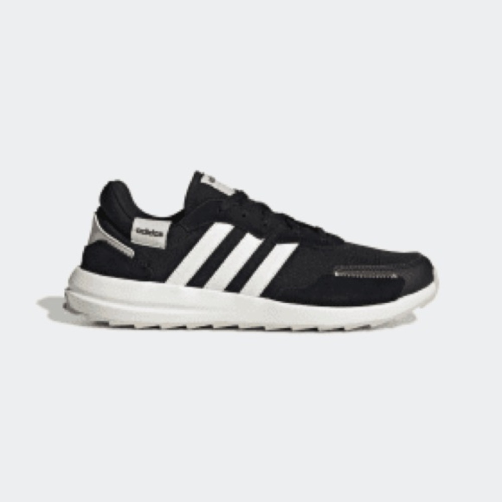 RETRORUN SHOES 

Color: Core Black / Cloud White / Aluminium